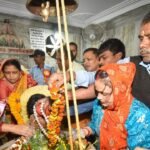 Sawan: सावन महादेव को क्यों है प्रिय? जानें इसके पीछे की पौराणिक कथा 2 Sawan: सावन महादेव को क्यों है प्रिय? जानें इसके पीछे की पौराणिक कथा